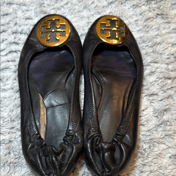 Tory Burch Black and Gold Leather Ballet Flats Sz 9 - Picture 7 of 7